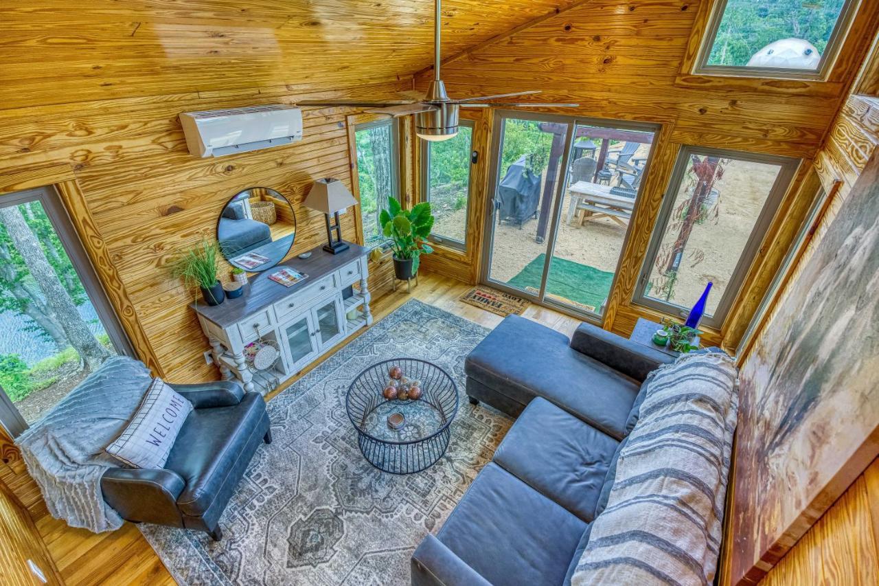 The Gemini-A Dreamy, Waterfront Tiny Cabin Rogersville Екстериор снимка