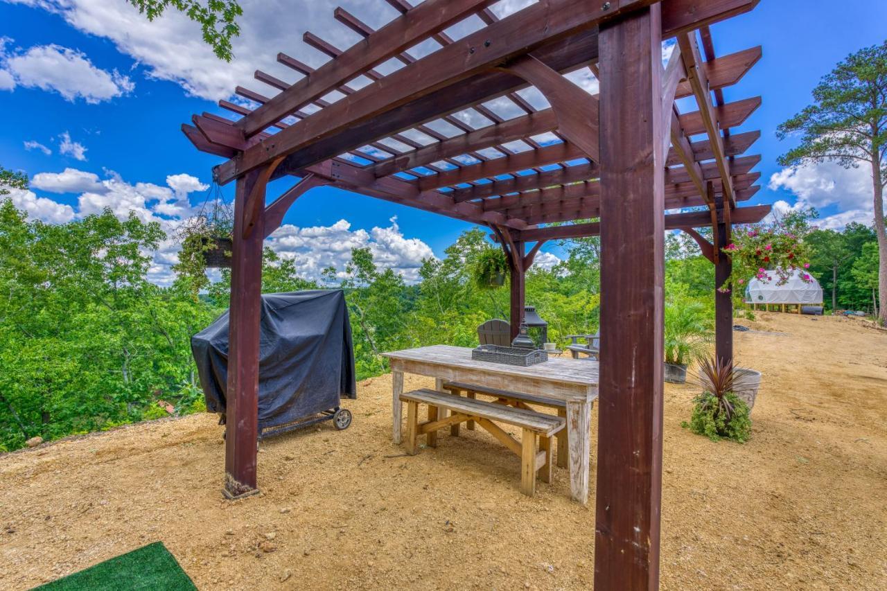 The Gemini-A Dreamy, Waterfront Tiny Cabin Rogersville Екстериор снимка